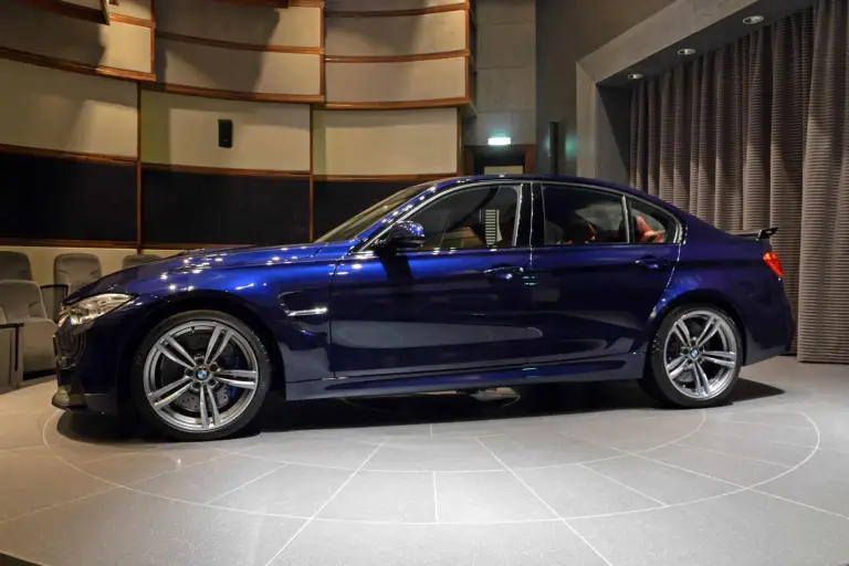 BMW M3 Tanzanite Blue - 7
