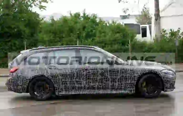 BMW m3 Touring 2020 - foto spia inedite - 4