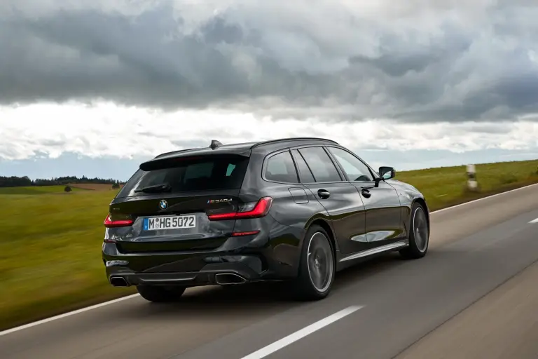BMW M340d xDrive - 16