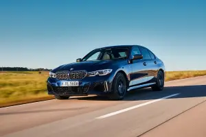 BMW M340i Touring e Sedan - 14