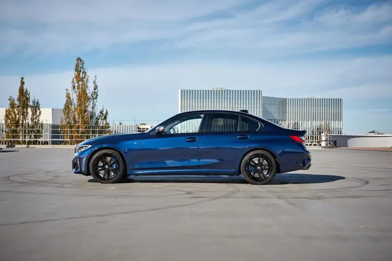 BMW M340i Touring e Sedan - 48