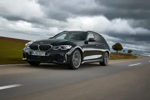 BMW M340i Touring e Sedan - 93