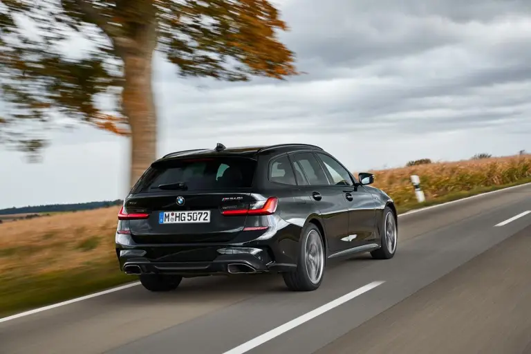 BMW M340i Touring e Sedan - 96