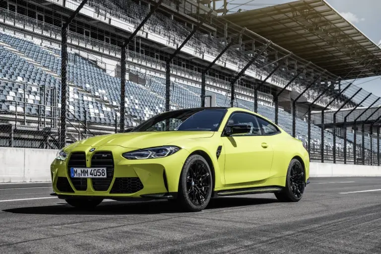 BMW M4 2021 - Foto ufficiali - 18