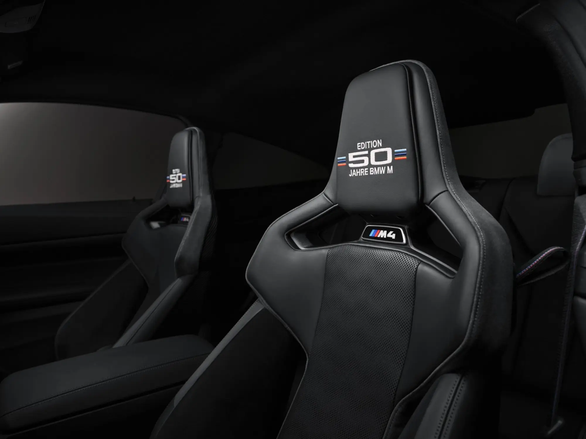 BMW M4 50 Jahre - 12
