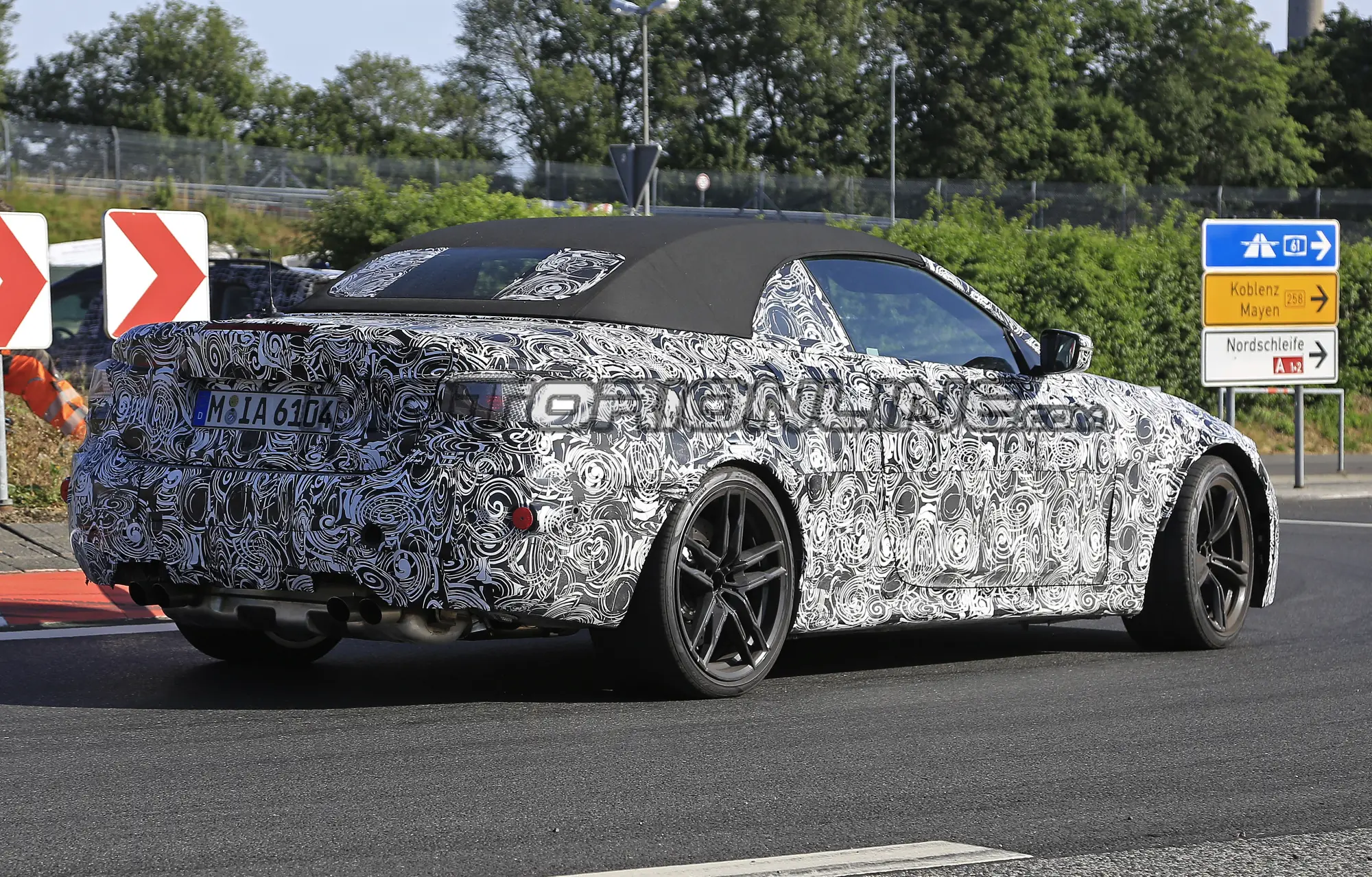 BMW M4 Cabrio 2020 - Foto spia 10-07-2019 - 6