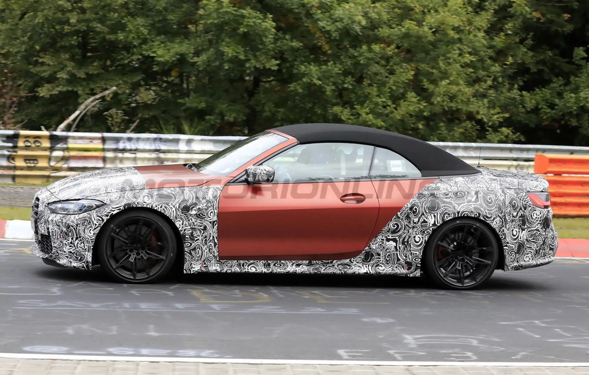 BMW M4 Cabrio 2021 - Foto spia 20-10-2020 - 13