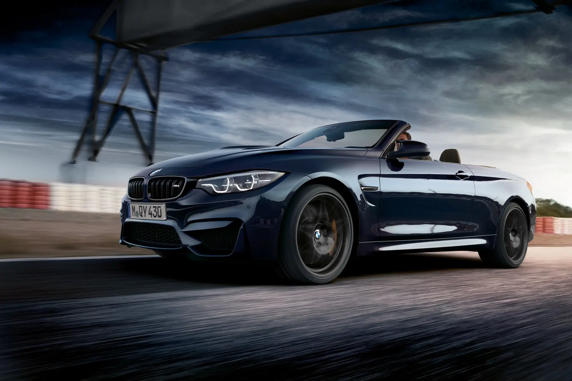 BMW M4 Cabrio Edition 30 Jahre - 2