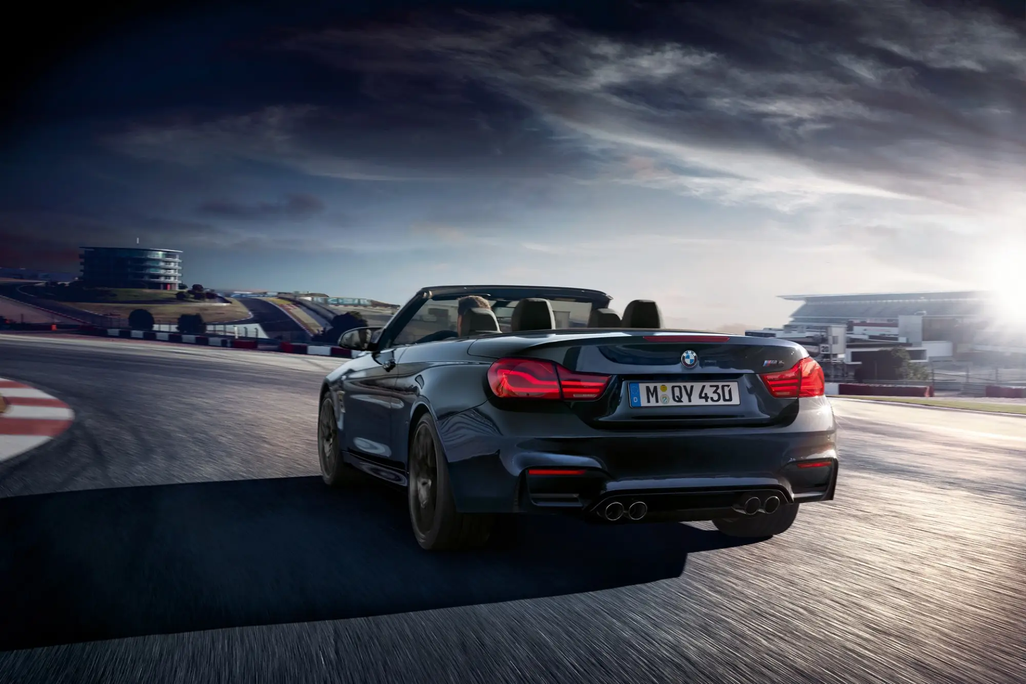 BMW M4 Cabrio Edition 30 Jahre - 5