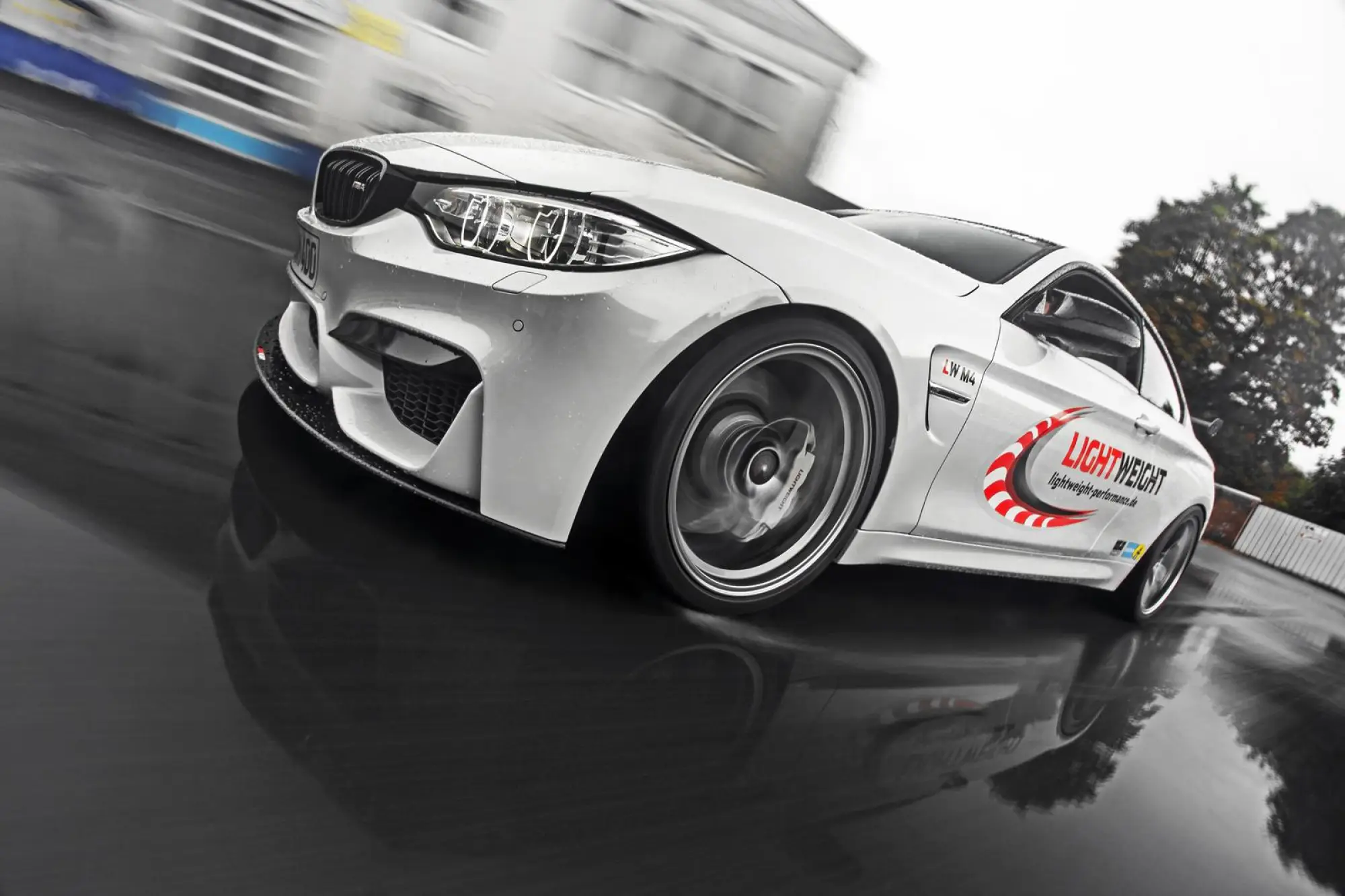 BMW M4 Coupe by Lightweight - 3