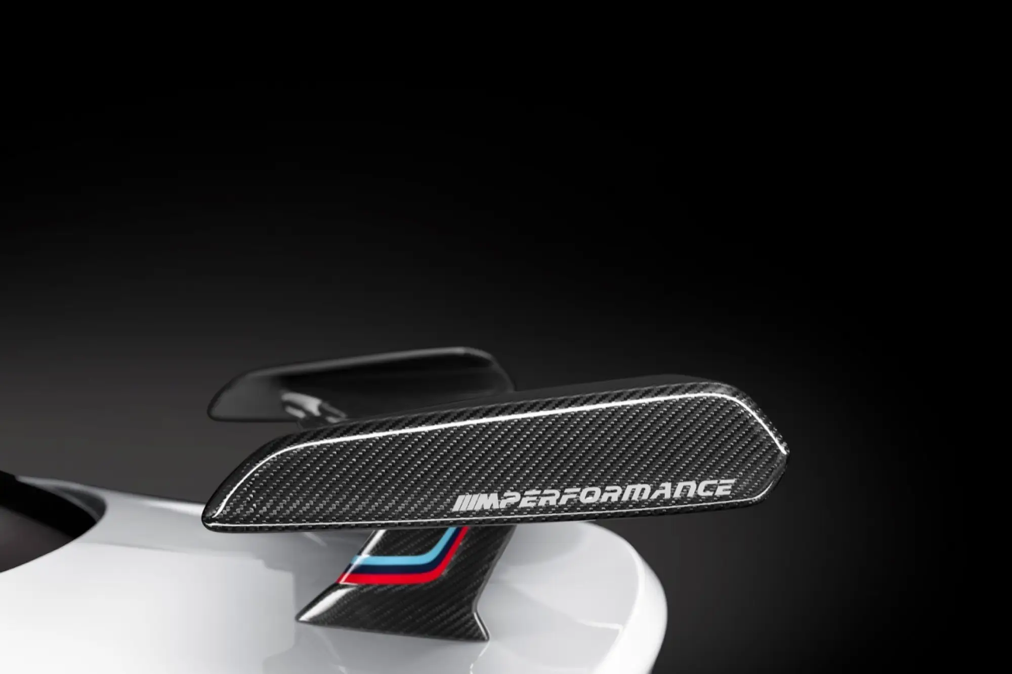 BMW M4 Coupe con parti M Performance - 6