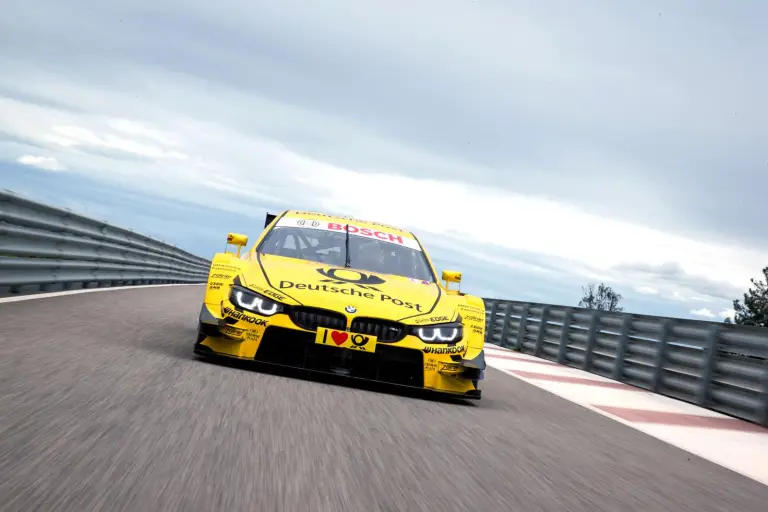 BMW M4 Coupe DTM livree - 2