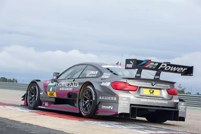 BMW M4 Coupe DTM livree - 6