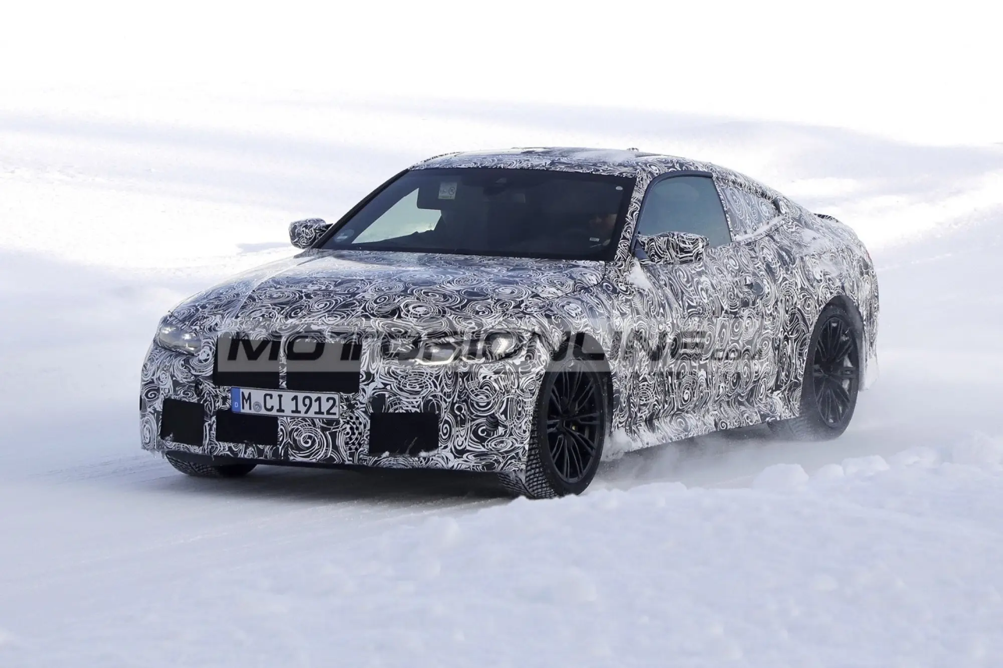 BMW M4 Coupe - Foto spia 19-2-2020 - 2