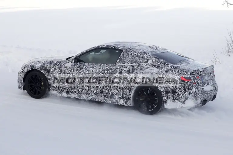 BMW M4 Coupe - Foto spia 19-2-2020 - 11