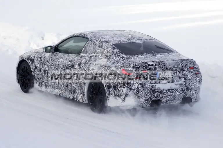 BMW M4 Coupe - Foto spia 19-2-2020 - 15