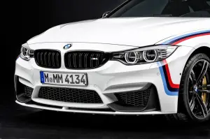 BMW M4 Coupe M Performance