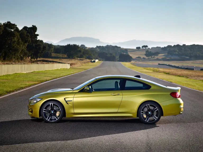 BMW M4 Coupe - Salone di Ginevra 2014 - 4