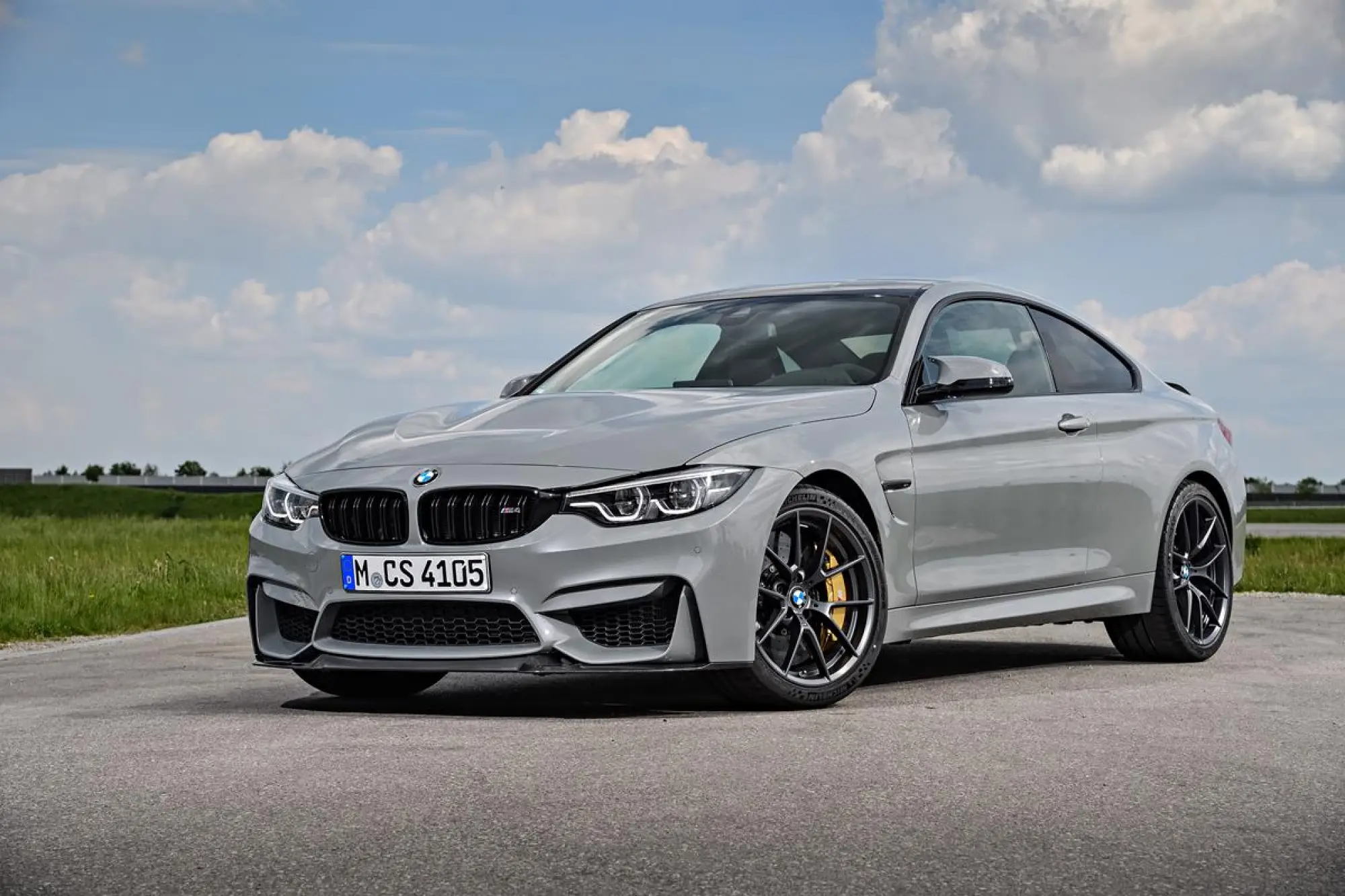 BMW M4 CS 2017 - 11