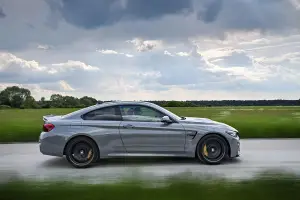 BMW M4 CS 2017 - 31