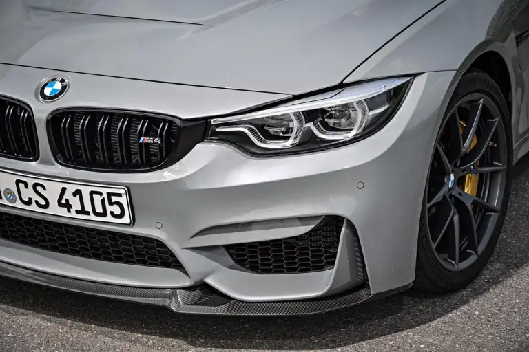 BMW M4 CS 2017 - 71