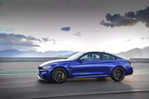 BMW M4 CS 2017 - 96