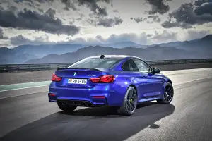 BMW M4 CS 