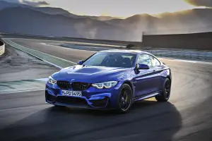 BMW M4 CS 