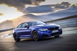 BMW M4 CS 