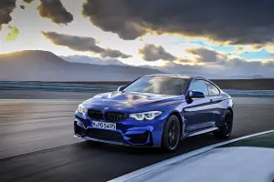 BMW M4 CS 