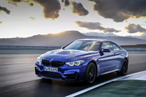 BMW M4 CS 