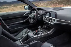 BMW M4 CSL 