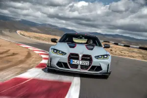 BMW M4 CSL 