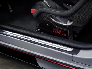 BMW M4 CSL 