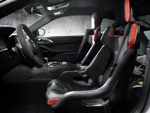 BMW M4 CSL 