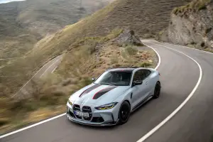 BMW M4 CSL 