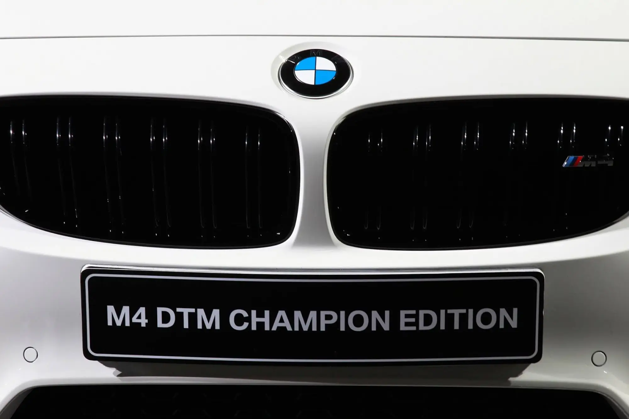 BMW M4 DTM Champion Edition (2016) - 2