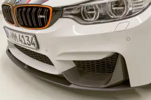 BMW M4 DTM Champion Edition - 8