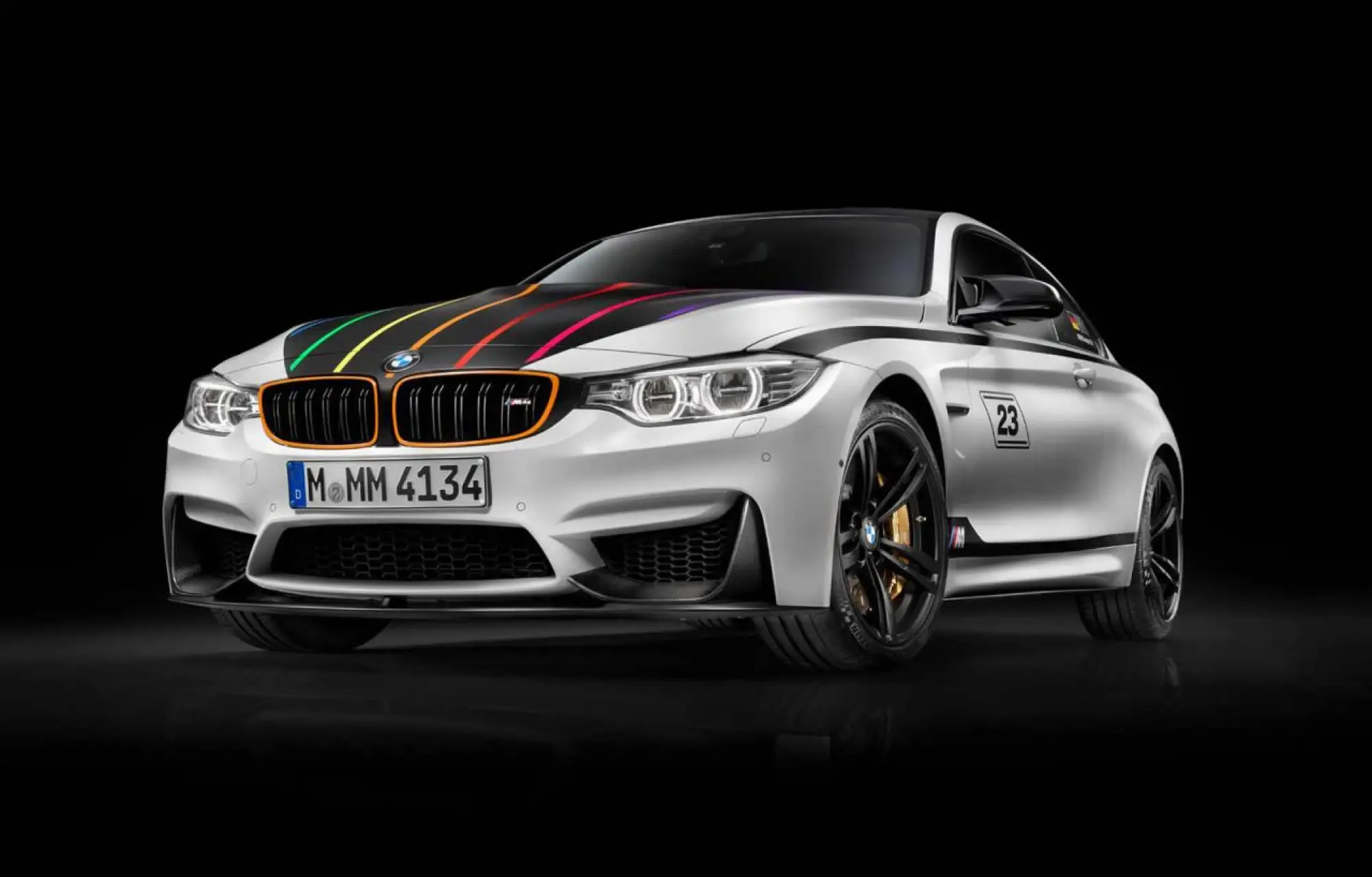 BMW M4 DTM Champion Edition - 1