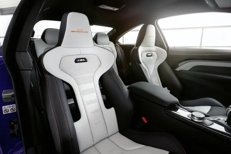 BMW M4 Edition M Heritage - 3