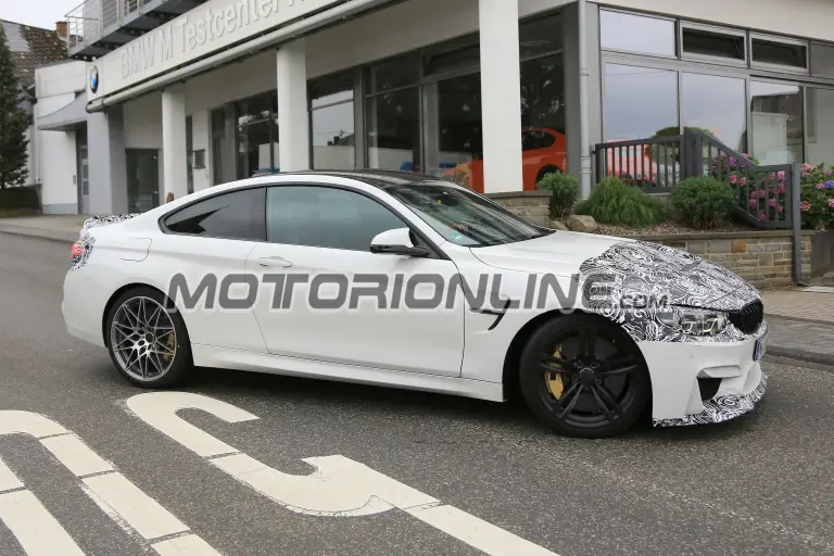 BMW M4 facelift (foto spia 20-09-2016) - 4