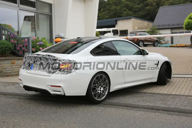 BMW M4 facelift (foto spia 20-09-2016) - 7