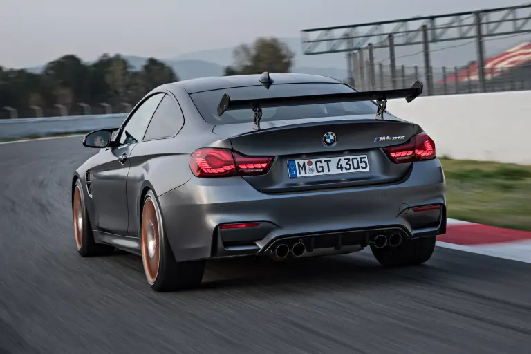 BMW M4 GTS 2016 - 21