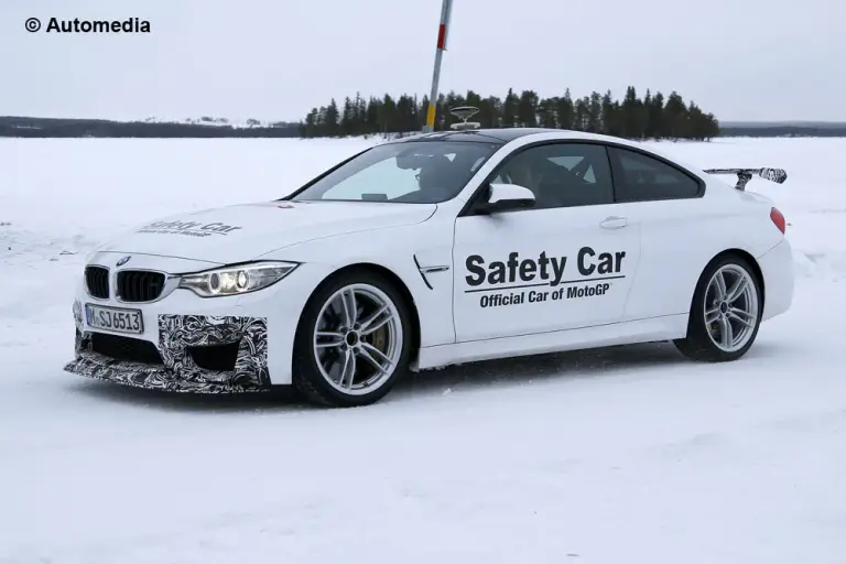 BMW M4 GTS - Foto spia 19-02-2015 - 3
