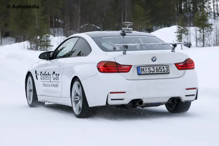 BMW M4 GTS - Foto spia 19-02-2015 - 6