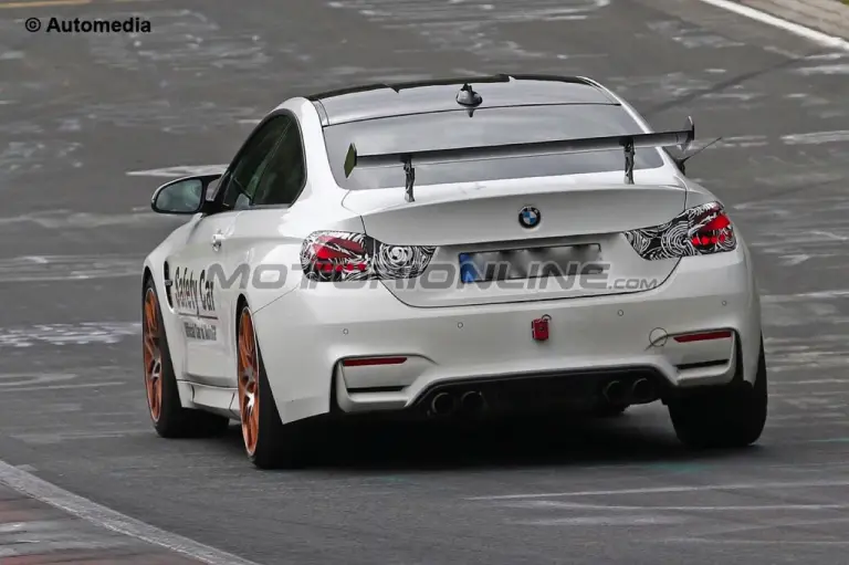 BMW M4 GTS - Foto spia 19-08-2015 - 6