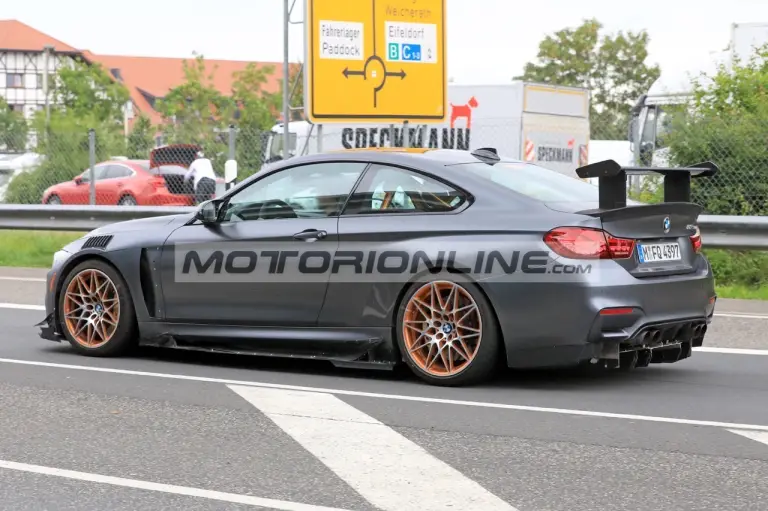 BMW M4 GTS - Foto spia 19-6-2018 - 8