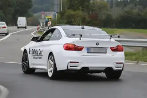 BMW M4 GTS - foto spia - 11