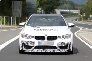 BMW M4 GTS - foto spia