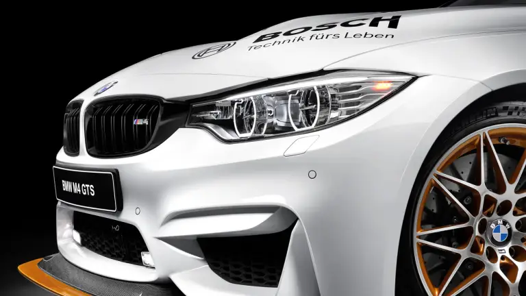 BMW M4 GTS Safety Car DTM 2016 - 7